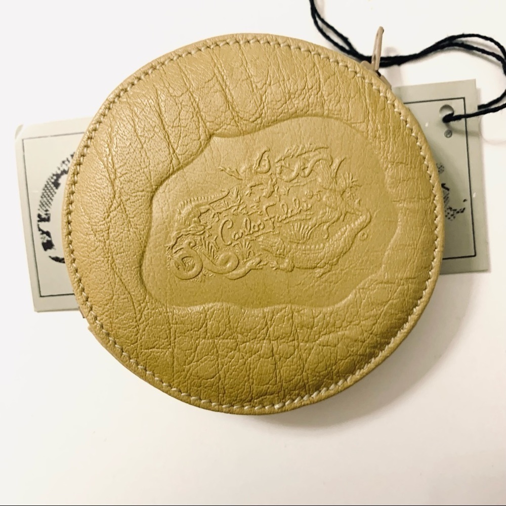 NWT THE BUFFALO BAG Round Coin Pouch Mini Wallet, ocher